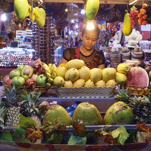 Fresh fruit shakes made with a smile, Siam Reap